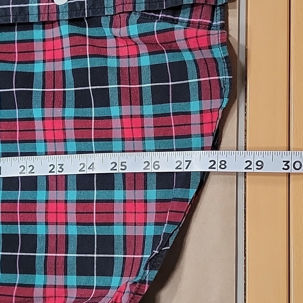 Old Navy Size L Red, Black, Green Plaid Everyday Shirt, Slim Fit, Built In Flex - Picture 7 of 10